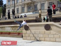 Знаменитый паркурист из Великобритании Райан Дойл дал мастер-класс в Баку (фотосессия)