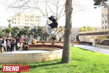 Знаменитый паркурист из Великобритании Райан Дойл дал мастер-класс в Баку (фотосессия)
