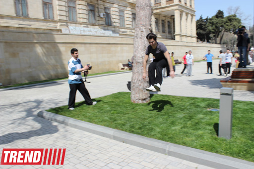 Знаменитый паркурист из Великобритании Райан Дойл дал мастер-класс в Баку (фотосессия)