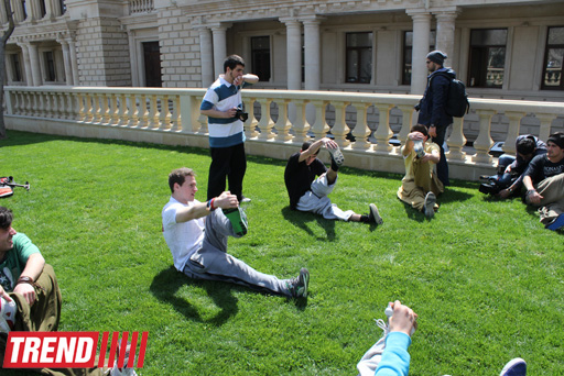 Знаменитый паркурист из Великобритании Райан Дойл дал мастер-класс в Баку (фотосессия)