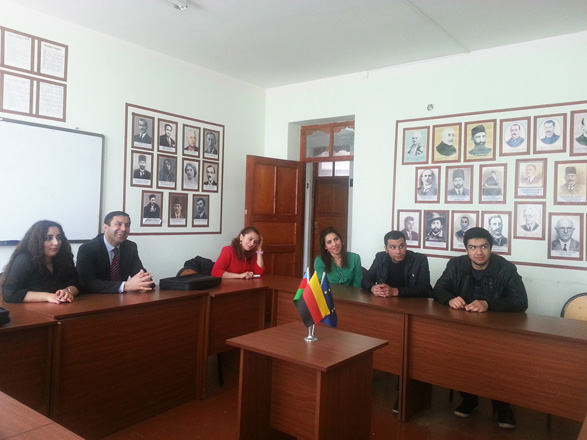 Гюнай Маликгызы встретилась с будущими журналистами