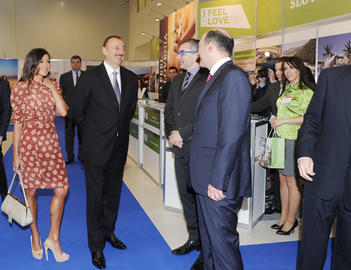 Президент Азербайджана и его супруга ознакомились с Азербайджанской международной выставкой туризма и путешествий AİTF-2013 (версия 2) (ФОТО)