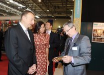 Президент Азербайджана и его супруга ознакомились с Азербайджанской международной выставкой туризма и путешествий AİTF-2013 (версия 2) (ФОТО)