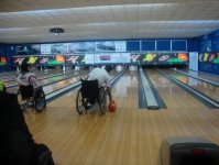 Определены первые чемпионы Азербайджана по боулингу среди инвалидов (фото)
