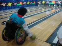 Определены первые чемпионы Азербайджана по боулингу среди инвалидов (фото)
