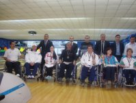 Определены первые чемпионы Азербайджана по боулингу среди инвалидов (фото)