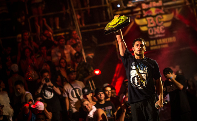 Азербайджан примет участие в международном чемпионате по брейк-дансу Red Bull BC One 2013 (ФОТО)