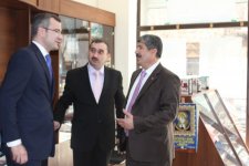 В Баку в Доме Русской книги прошла выставка детской литературы (фото)