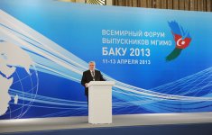 Президент Азербайджана и его супруга приняли участие в I Всемирном форуме выпускников МГИМО (ФОТО)