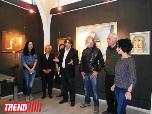 В Баку открылась выставка Солтана Гары - нюансы, оттенки, эмоции (фотосессия)