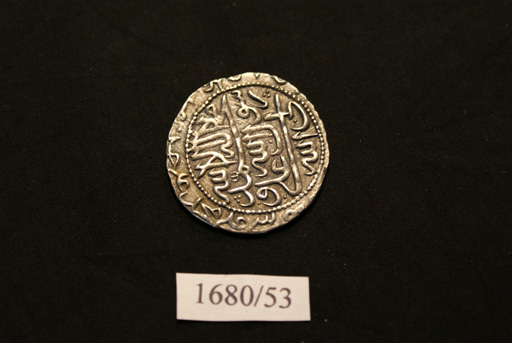 Уникальная нумизматическая экспозиция в Ичери Шехер (фотосессия)