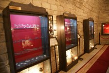 Уникальная нумизматическая экспозиция в Ичери Шехер (фотосессия)