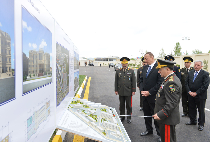 Президент Азербайджана Ильхам Алиев осмотрел Н-скую воинскую часть Внутренних войск в Гаджигабуле после реконструкции (ФОТО)