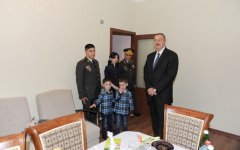 Президент Азербайджана Ильхам Алиев осмотрел Н-скую воинскую часть Внутренних войск в Гаджигабуле после реконструкции (ФОТО)