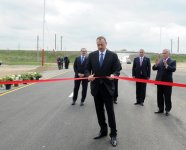 Президент Азербайджана принял участие в открытии автомобильной дороги в Гаджигабульском районе (версия 2) (ФОТО)