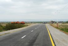 Президент Азербайджана принял участие в открытии автомобильной дороги в Гаджигабульском районе (версия 2) (ФОТО)