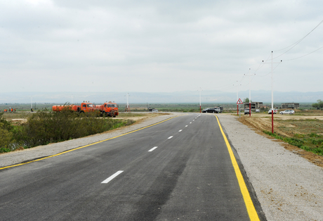 Президент Азербайджана принял участие в открытии автомобильной дороги в Гаджигабульском районе (версия 2) (ФОТО)