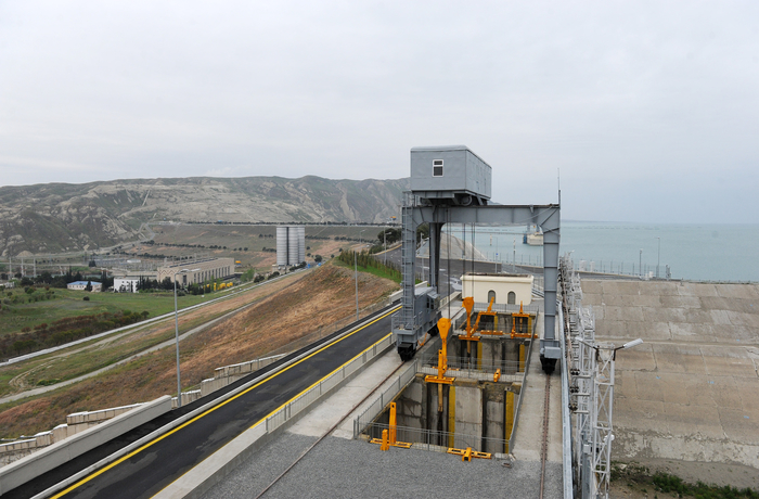 Президент Ильхам Алиев ознакомился с системой безопасности Мингячевирского водохранилища (ФОТО)
