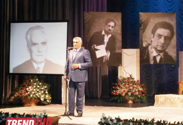 В Баку отметили 100-летний юбилей народного артиста Азербайджана Али Зейналова (фото)