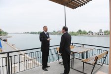 Президент Ильхам Алиев ознакомился в Мингячевире с реконструированным Набережным парком (ФОТО)