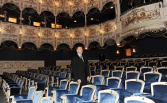 Ильхам Алиев принял участие в открытии Азербайджанского государственного музыкального театра (ФОТО)