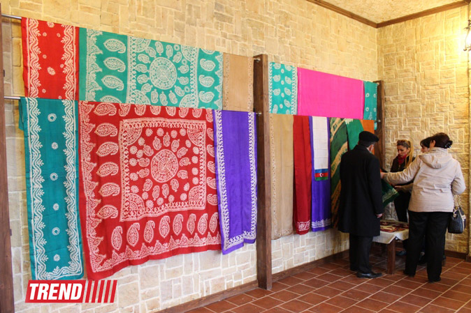 В заповеднике "Храм Атешгях" торжественно отметили Международный день памятников и исторических мест (фото)