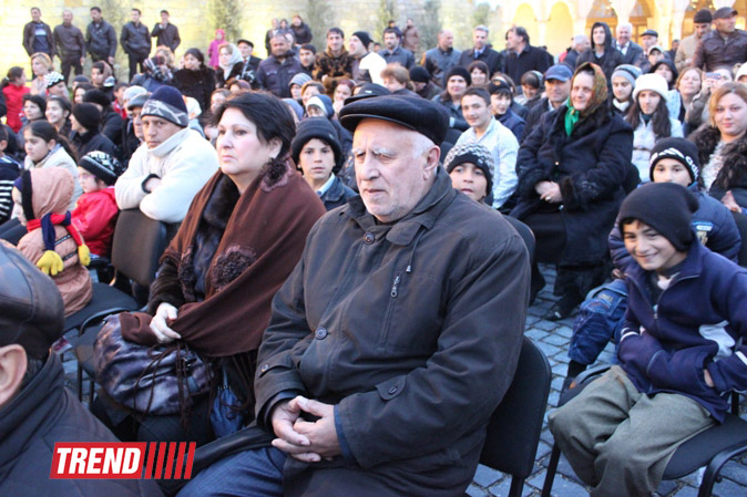 В заповеднике "Храм Атешгях" торжественно отметили Международный день памятников и исторических мест (фото)