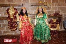 В заповеднике "Храм Атешгях" торжественно отметили Международный день памятников и исторических мест (фото)