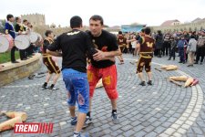 В заповеднике "Храм Атешгях" торжественно отметили Международный день памятников и исторических мест (фото)