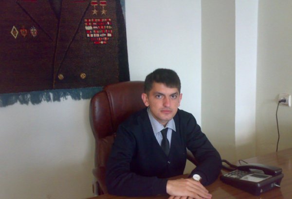 Талант поэта сравниваю с солнцем, когда его не может закрыть облако - Фуад Билясуварлы (фото)