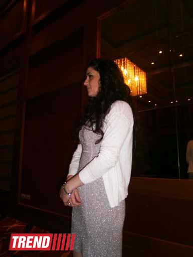 Ильхама Гасымова презентовала клип "Out of reach", снятый Оливером Зоммером в Германии (видео-фото)