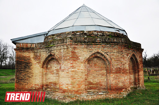 Путешествие в Хачмаз - гробница шейха Мовлана Юсиф Баба XIII века (фото, часть вторая)