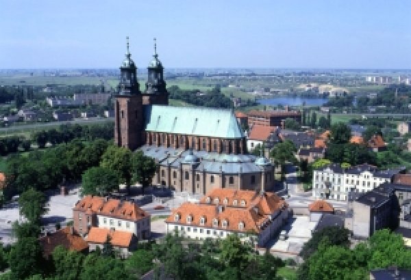 В городе Гнезно откроется памятник азербайджано-польской  дружбы