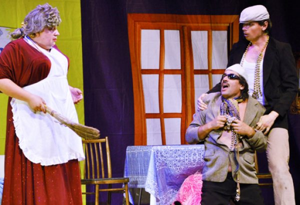 Московский театр впервые представит в Баку музыкальный спектакль  "Малыш и Карлсон" (фото)