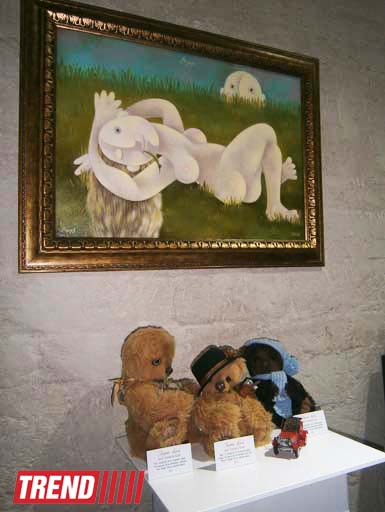 Потрясающие экспонаты мастеров искусства: в Баку открылась арт-галерея "Кукла" (фото)