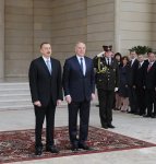 В Баку состоялась церемония официальной встречи президента Латвии (ФОТО)