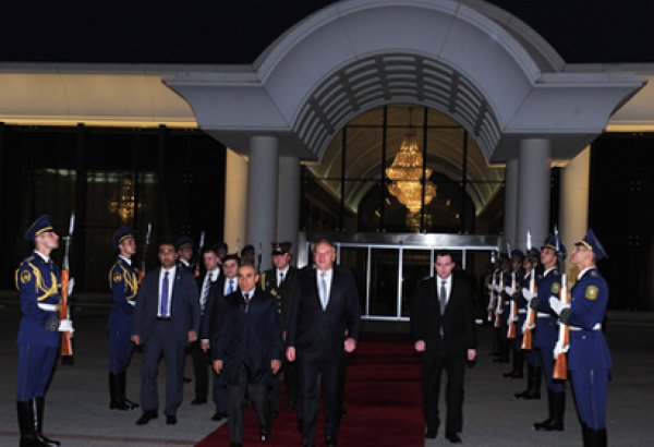 Завершился официальный визит Президента Латвии в Азербайджан