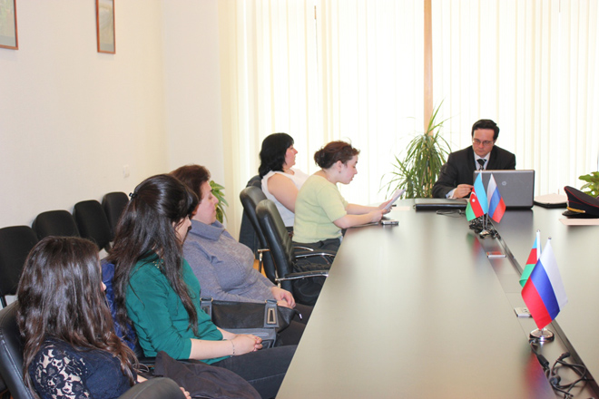 В Баку прошел круглый стол, посвященный Международному дню Земли (фото)