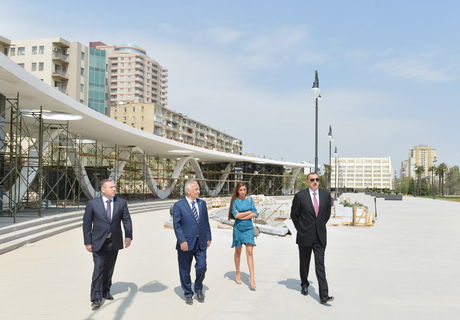 Ильхам Алиев ознакомился с ходом строительных работ в новом комплексе отдыха в Баку (ФОТО)