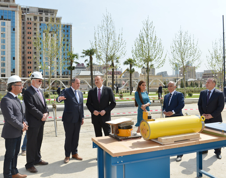 Ильхам Алиев ознакомился с ходом строительных работ в новом комплексе отдыха в Баку (ФОТО)