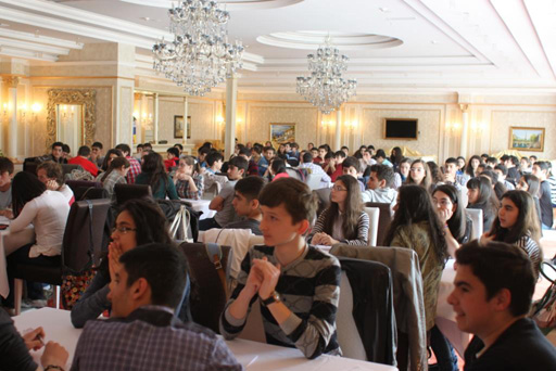 В Баку определились победители интеллектуального турнира "Атешгях" среди юниоров (фото)