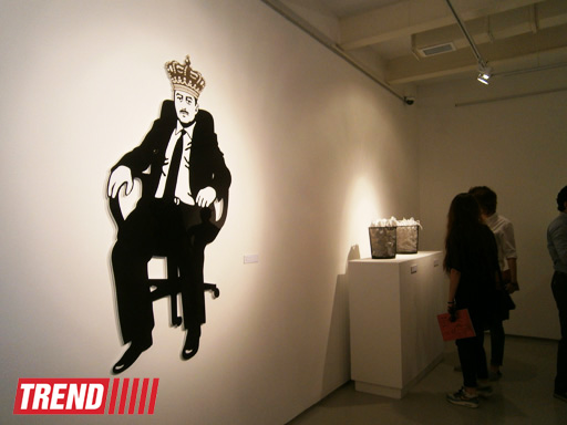 Вся правда об "Офисе" в работах Орхана Гусейнова: смешение западного влияния с местным колоритом (фото)