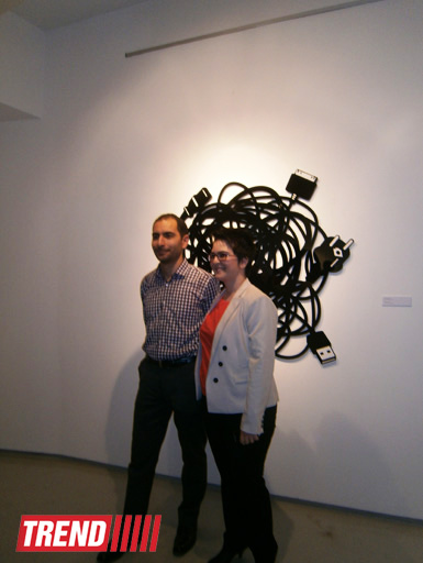 Вся правда об "Офисе" в работах Орхана Гусейнова: смешение западного влияния с местным колоритом (фото)