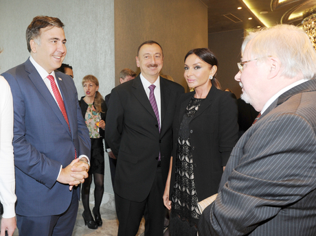 Президент Азербайджана и его супруга приняли участие на приеме, организованном в честь участников проходящего в Баку Первого Южнокавказского форума (ФОТО)