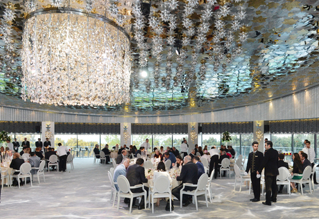 Президент Азербайджана и его супруга приняли участие на приеме, организованном в честь участников проходящего в Баку Первого Южнокавказского форума (ФОТО)