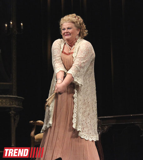 Триумф звезд Малого театра России в Баку в спектакле "На всякого мудреца довольно простоты" (фотосессия)