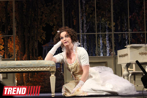 Триумф звезд Малого театра России в Баку в спектакле "На всякого мудреца довольно простоты" (фотосессия)