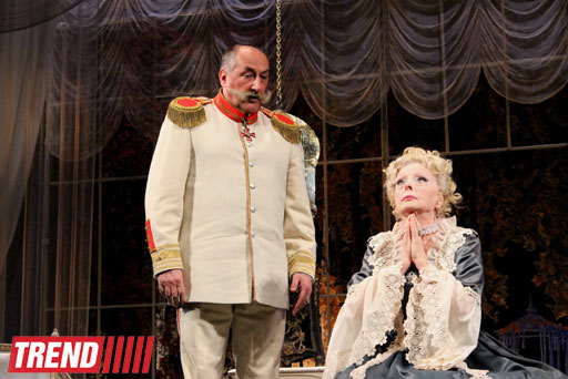Триумф звезд Малого театра России в Баку в спектакле "На всякого мудреца довольно простоты" (фотосессия)