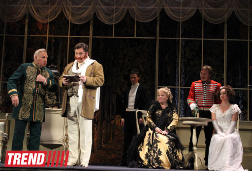 Триумф звезд Малого театра России в Баку в спектакле "На всякого мудреца довольно простоты" (фотосессия)