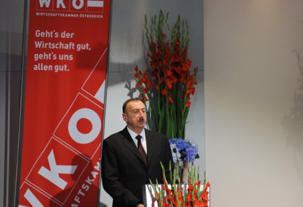 Президент Ильхам Алиев: По объему прямых зарубежных инвестиций на душу населения Азербайджан является ведущей страной на постсоветском пространстве (ФОТО)